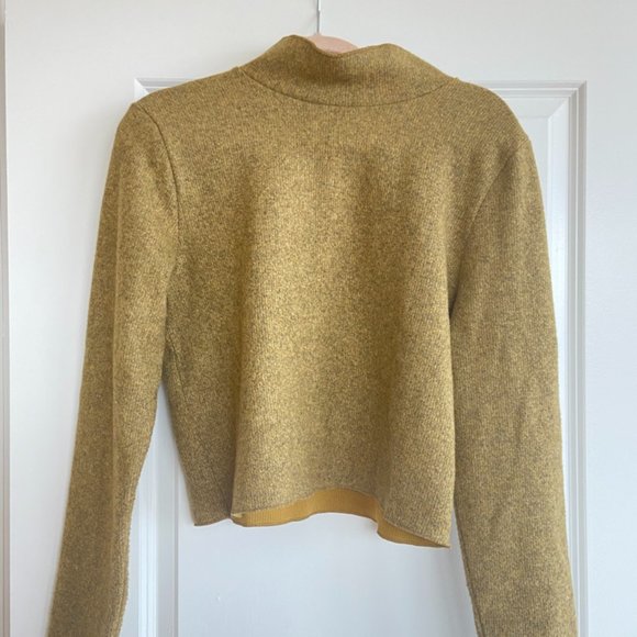 Zara Tops - Cropped Shoulder Pad Turtle Neck